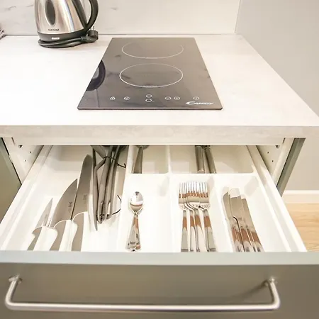 아파트 Central Studio Apartment *