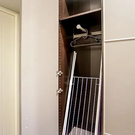Central Studio Apartment *